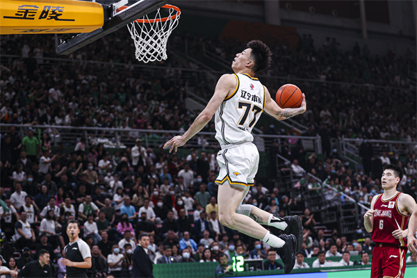 中职篮全力以赴