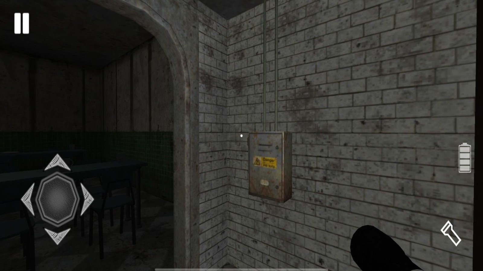 恐怖校园逃亡截图4