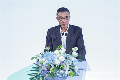 中国音数协第一副理事长张毅君出席鸿蒙游戏策划不设防开放日：鸿蒙游戏为游戏产业未来发展带来无限可能