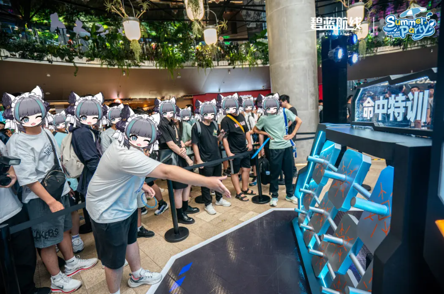 碧蓝夏日清凉奇旅《碧蓝航线》2025港区盛夏清凉节三城巡礼圆满收官