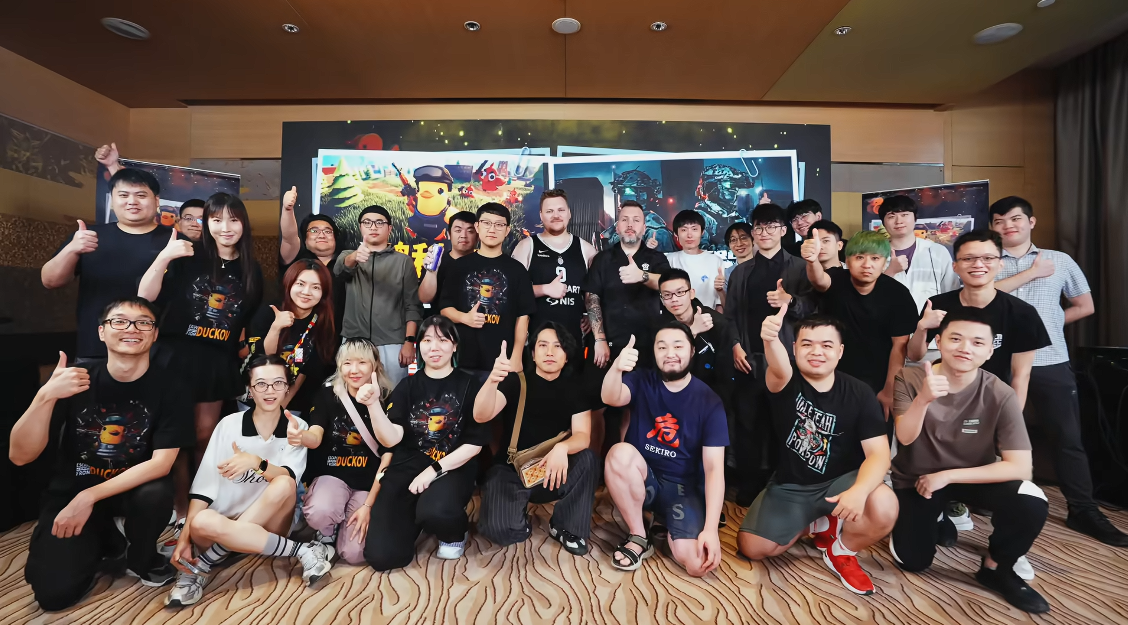 对话搜打撤鼻祖！《逃离鸭科夫》×《逃离塔科夫》官方线下沙龙落幕