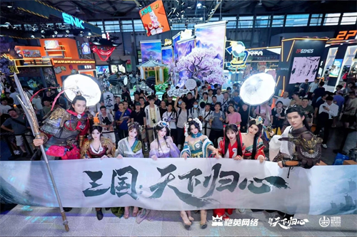 快手严打直播色情导流黑产，15名嫌疑人被抓 通过口播或画面闪现诱导信息